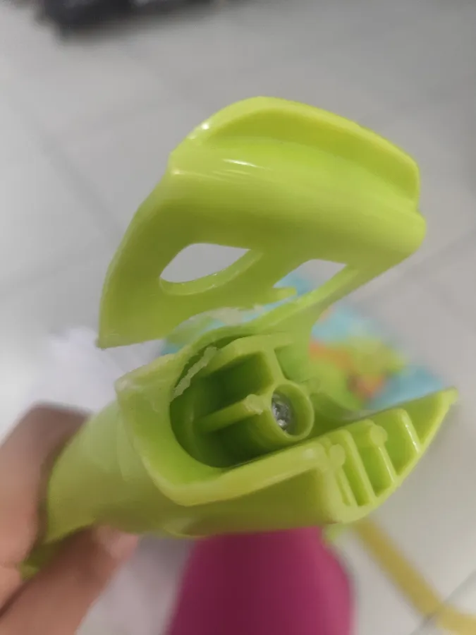 O mobile está quebrado.