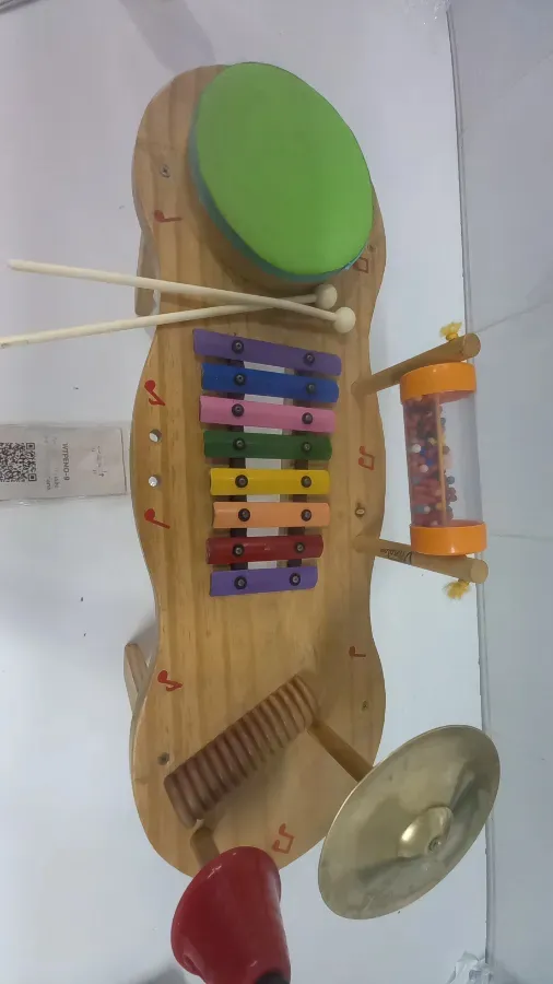 Possui marcas de uso