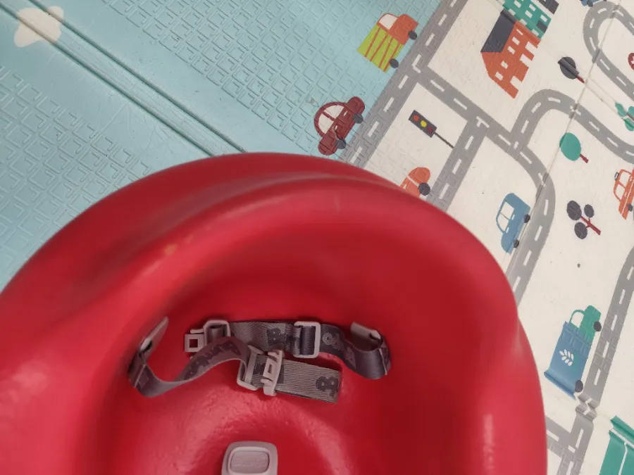 Bumbo desbotada a cor em alguns pontos