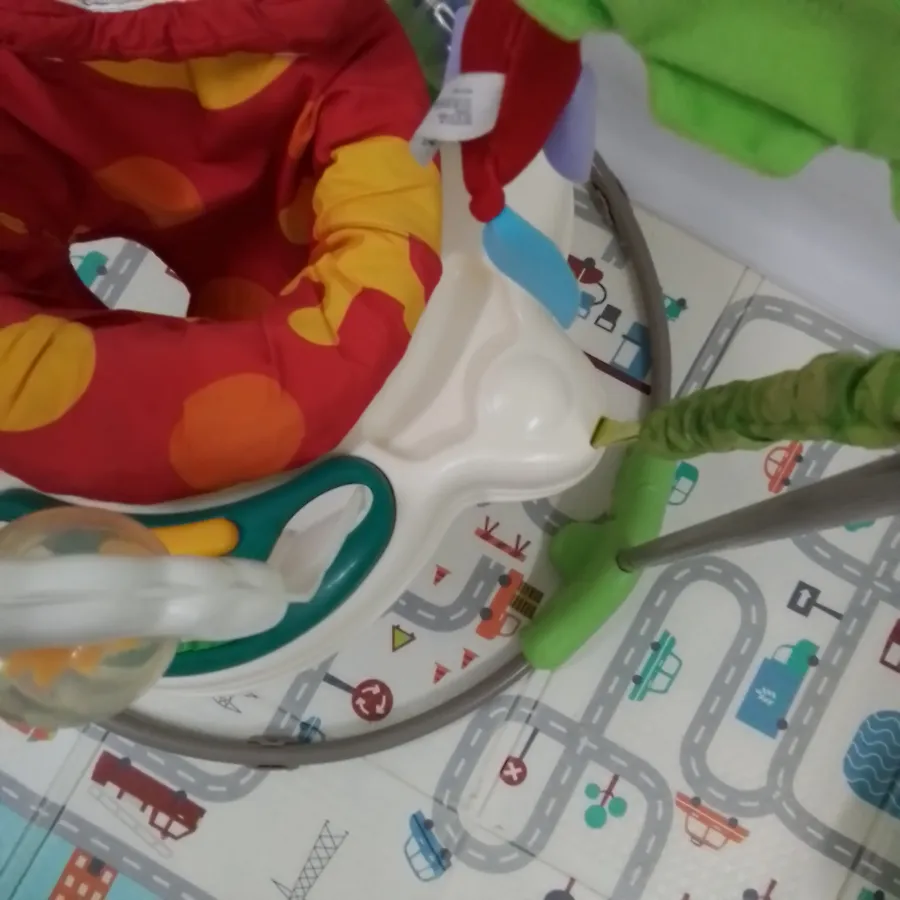 Base amarelada Base amarelada