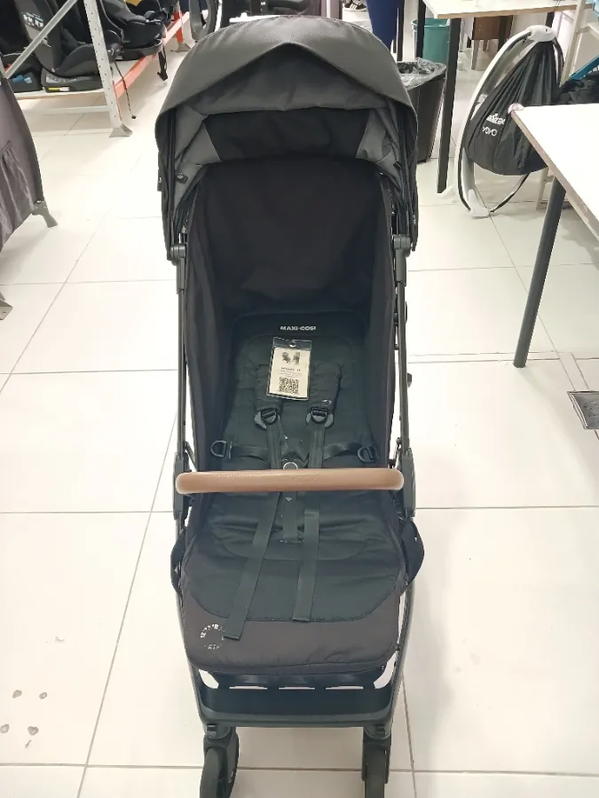 estrutura metálica com marcas de uso