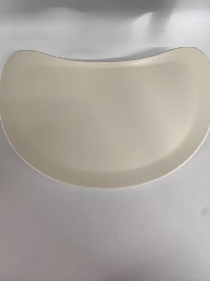 Bandeja amarelada