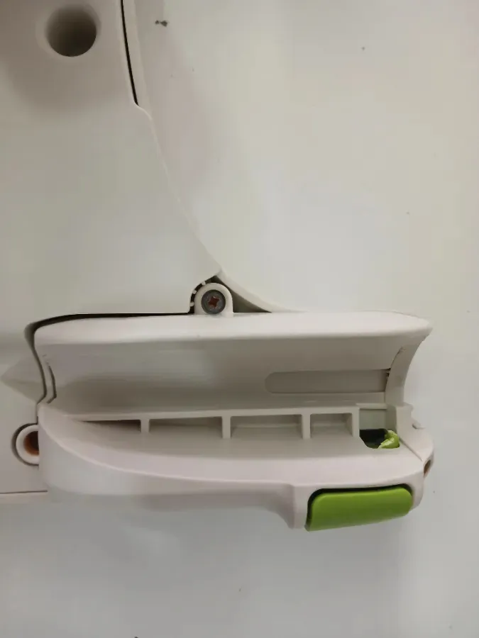 Sem travas da bandeja (o encaixe permanece normal)