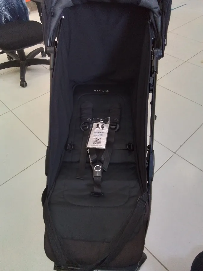 Tecido com pequenas marcas de uso Tecido com pequenas marcas de uso