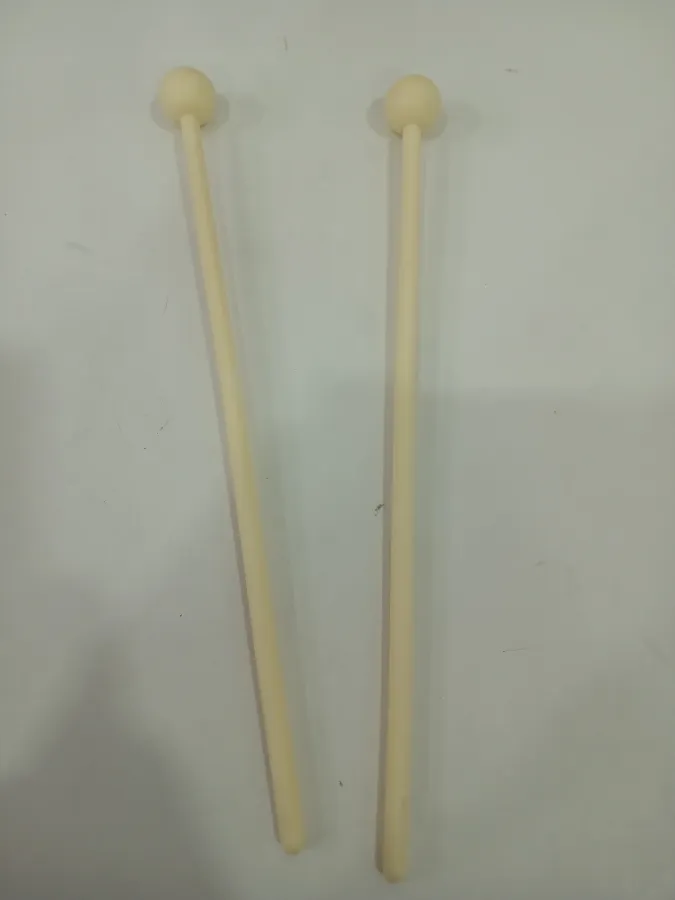 Não acompanha as 2 baquetas