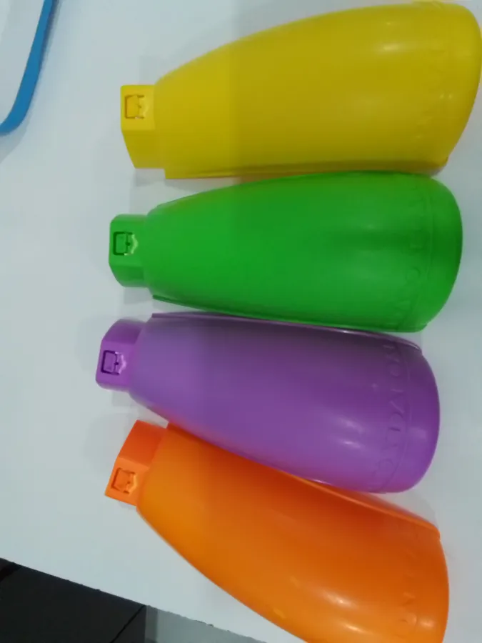 Pernas com marcas de uso