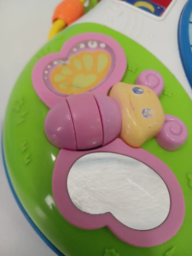 Base com pequenas marcas de uso