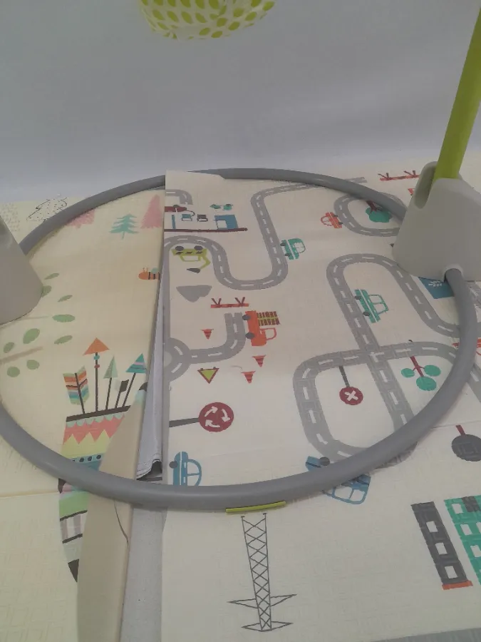 Estrutura com pequenas marcas de uso