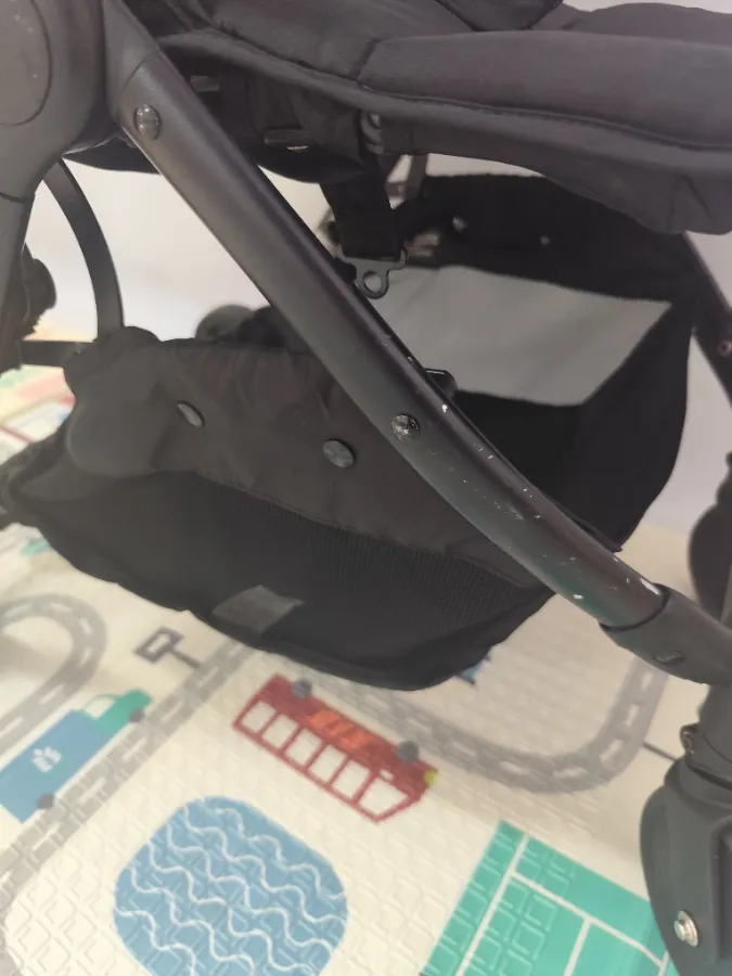 Estrutura com pequenas marcas de uso