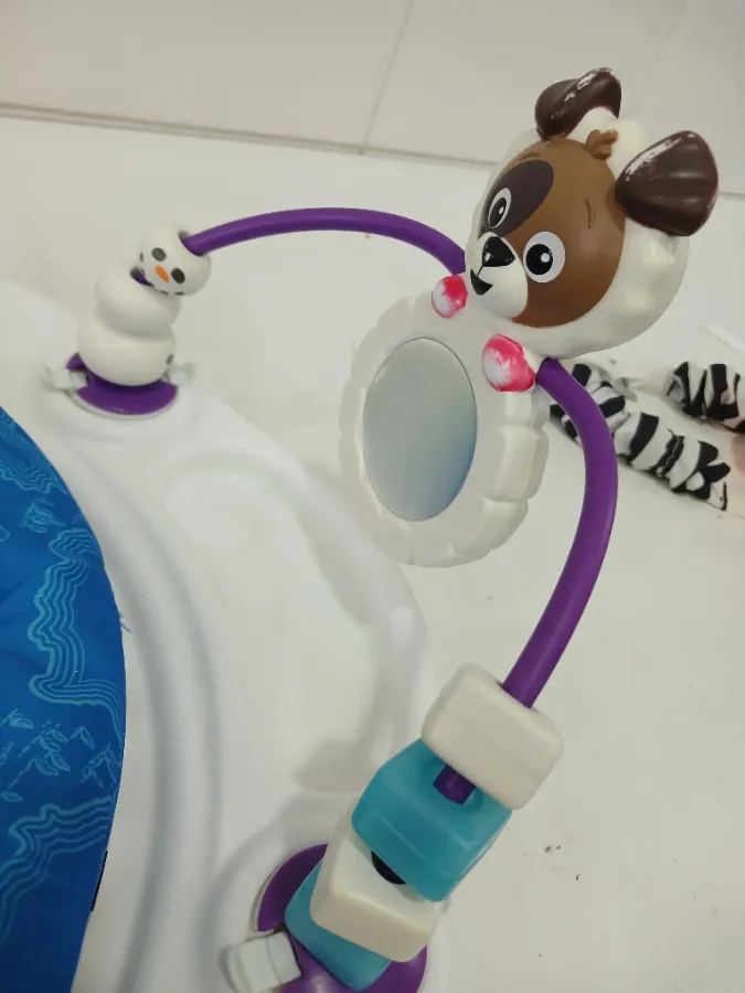 1 x Brinquedo de encaixe cachorrinho está desgastado a pintura amarelado.