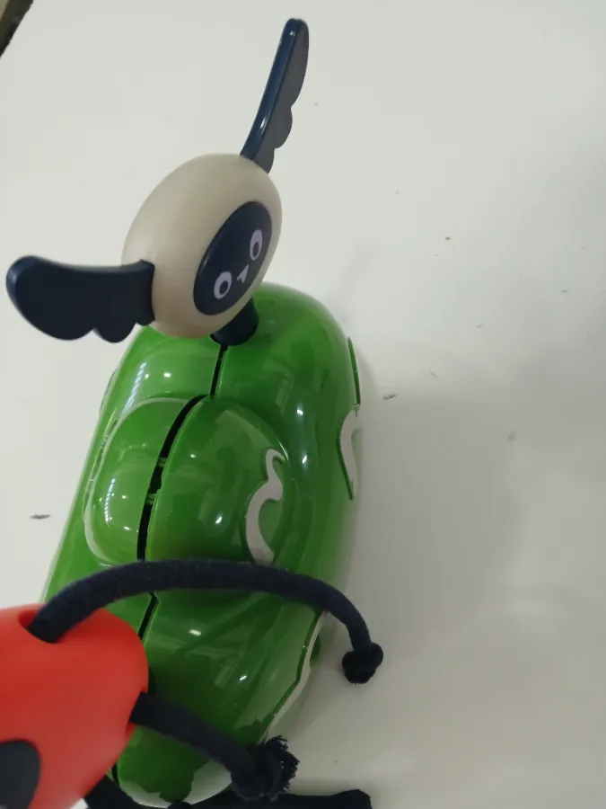 pequena avaria no brinquedo