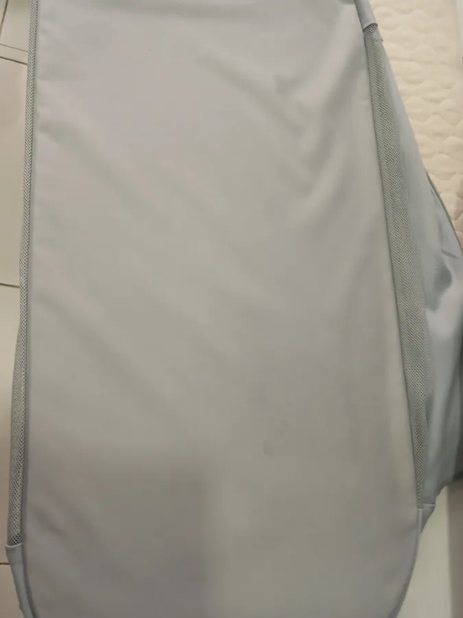 Cesto com pequenas manchas