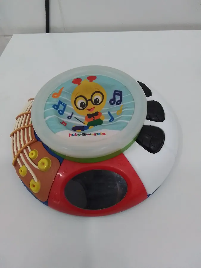 Tambor com pequenas marcas de uso Tambor com pequenas marcas de uso