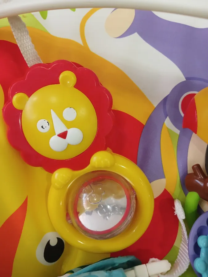 Penduricalho  esta desgastado.