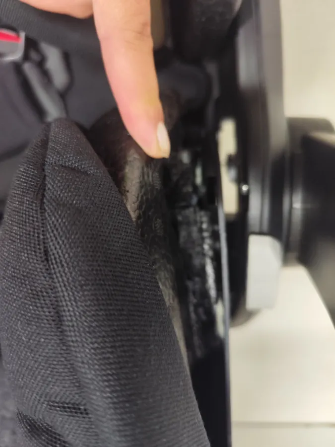 Isopor da lateral quebrada