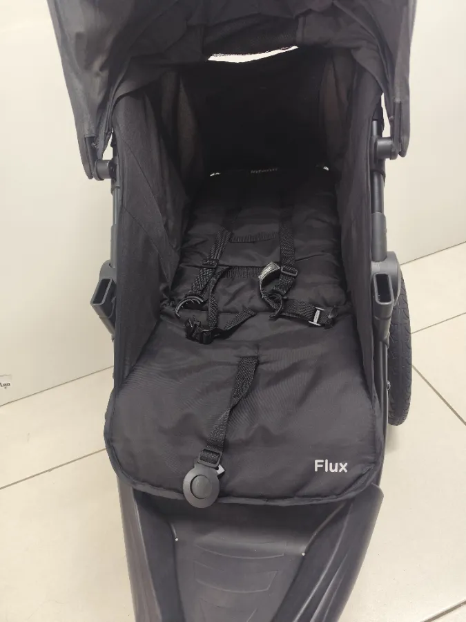 Não acompanha a barra frontal