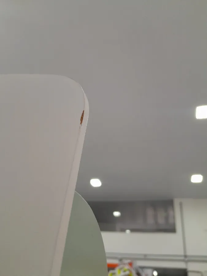 Pequenas marcas de uso