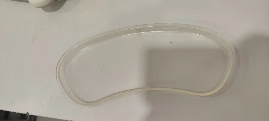 Encaixe do piano com marcas de uso