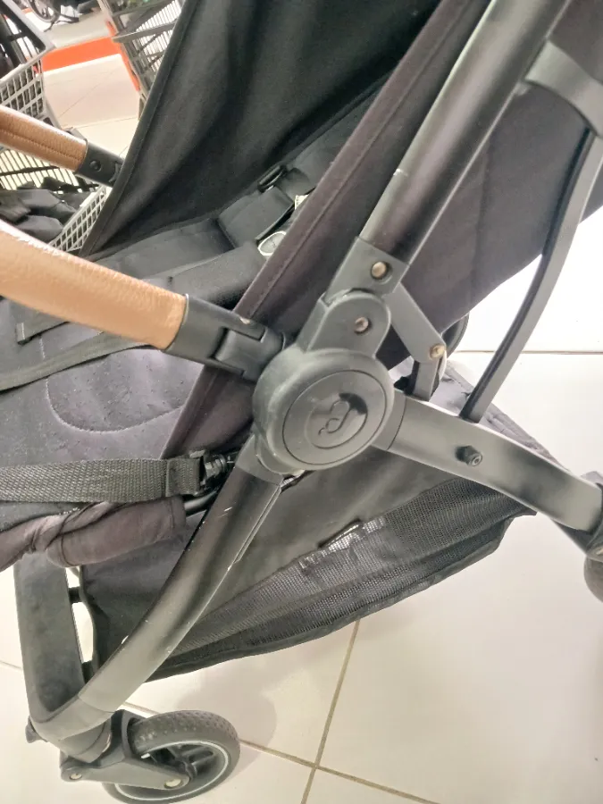 Estrutura Boa, porém com marcas de uso Estrutura Boa, porém com marcas de uso