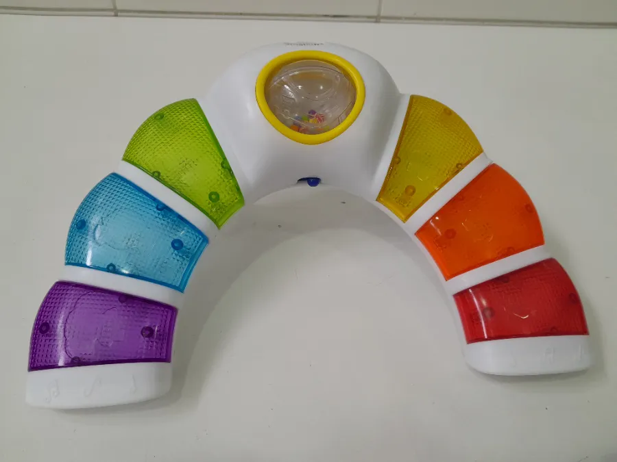 Com pequenas marca de uso