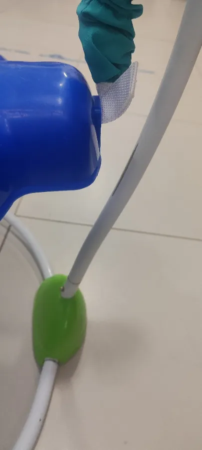 Brinquedo com pequenas marcas de uso