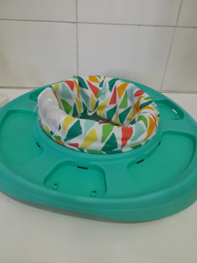 Bandeja Verde com marca de uso Bandeja Verde com marca de uso