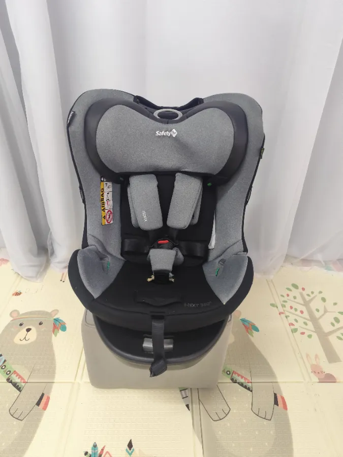 Cadeira para Carro i-Nxt 360 Giratória (Preta ou Cinza)