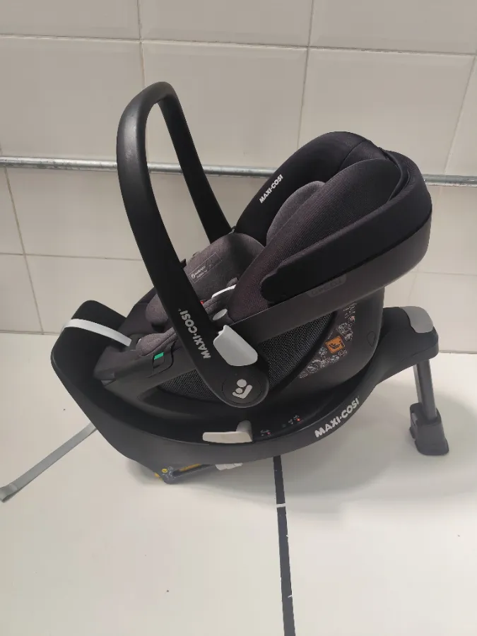 Bebê Conforto Pebble com base com Isofix (modelo 2024) | Comprar