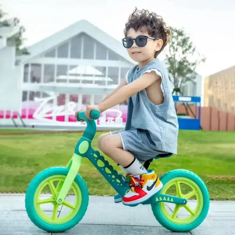 Bicicleta de Equilíbrio Dino Buba