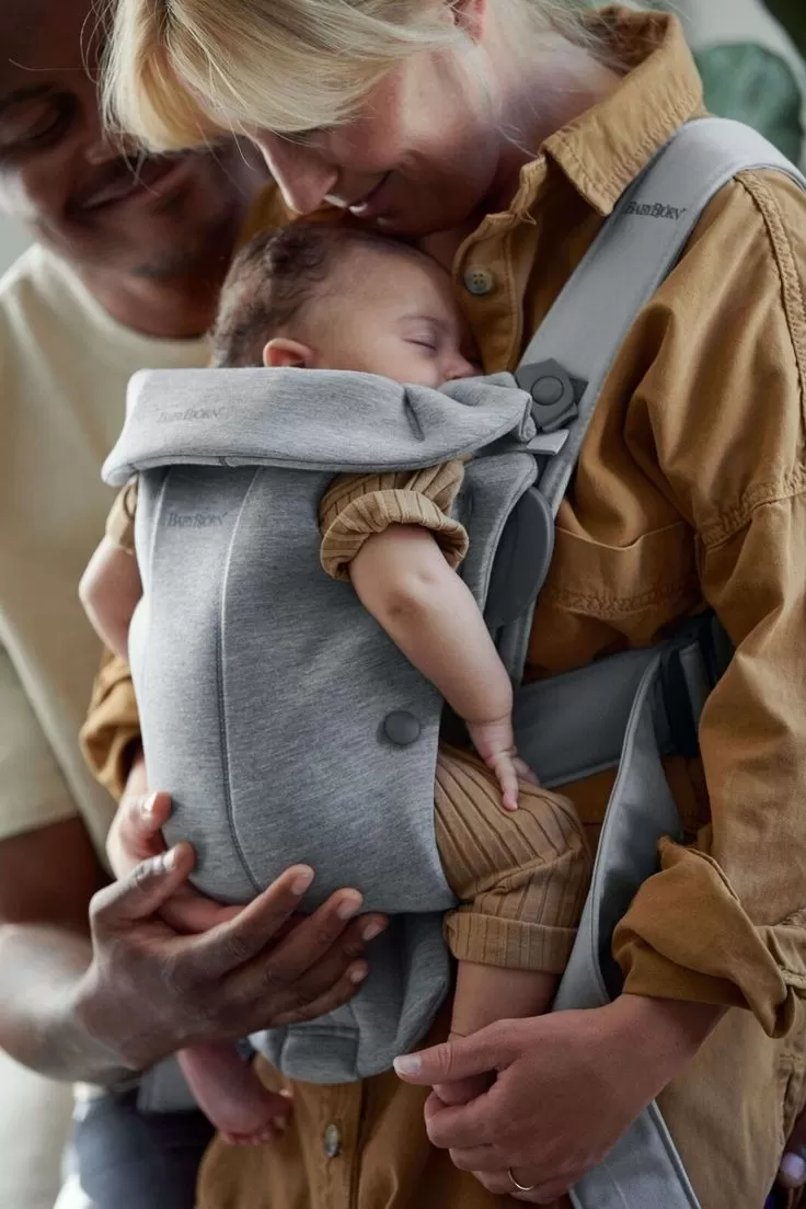 oOAsaOo ✨BabyBjörn Baby Carrier Mini Canguru BabyBjörn Baby Carrier Mini, 3D Jersey - BabyJorn - Cinza