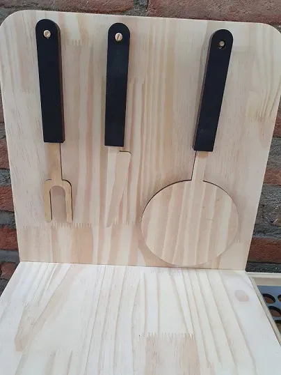 Churrasqueira e Forno de Pizza + Kit de Carnes Fashion Toys