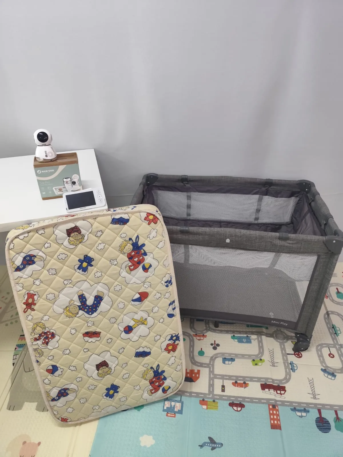 Kit Mini Berço + Colchão + Babá Eletrônica Safety 1st