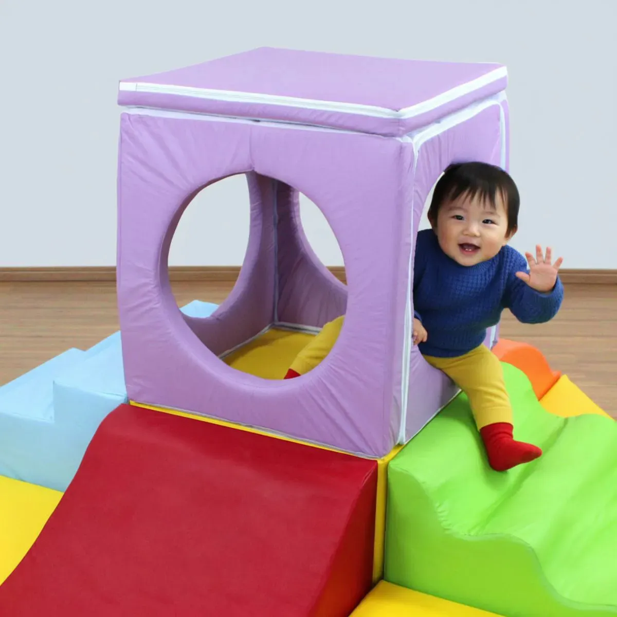 Playground Espumado Torre Casinha Brinquedos Mil