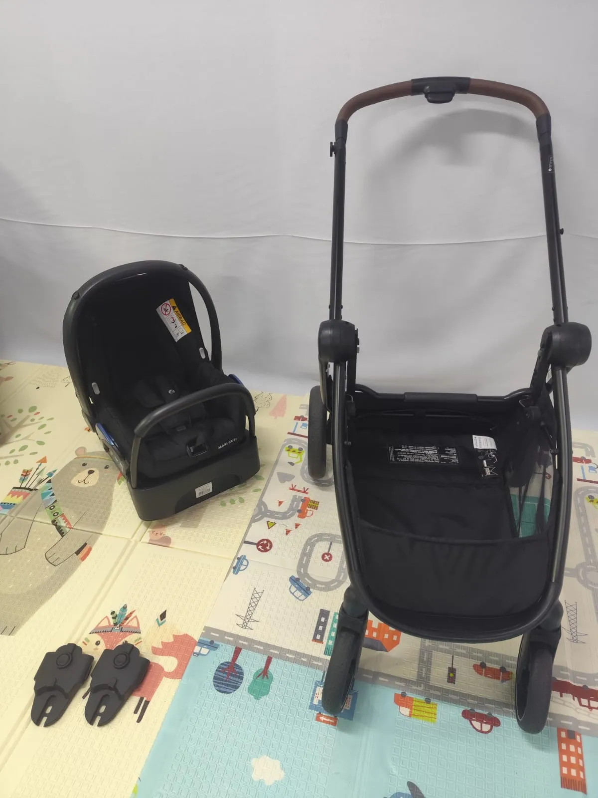 Travel System Carrinho Anna 3 + Bebê Conforto Citi + Adaptador Maxi Cosi