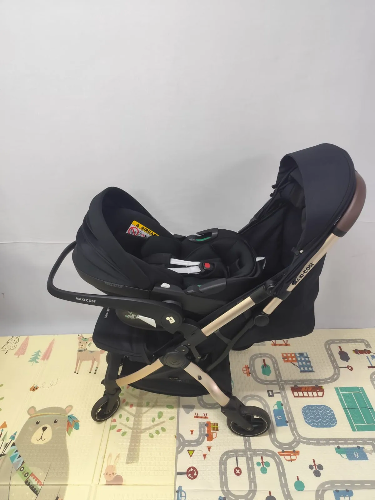 Travel System Carrinho Eva + Bebê conforto Pebble + adaptador Maxi Cosi