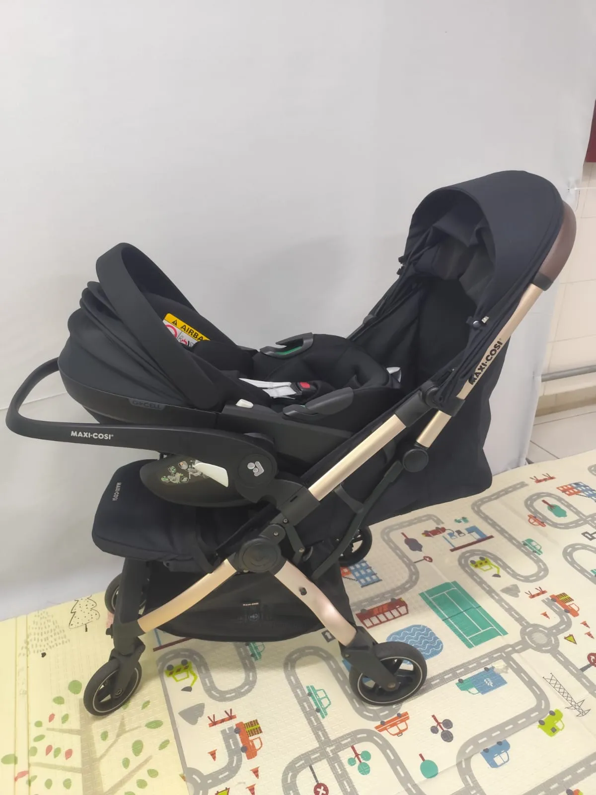 Travel System Carrinho Eva + Bebê conforto Pebble + adaptador Maxi Cosi