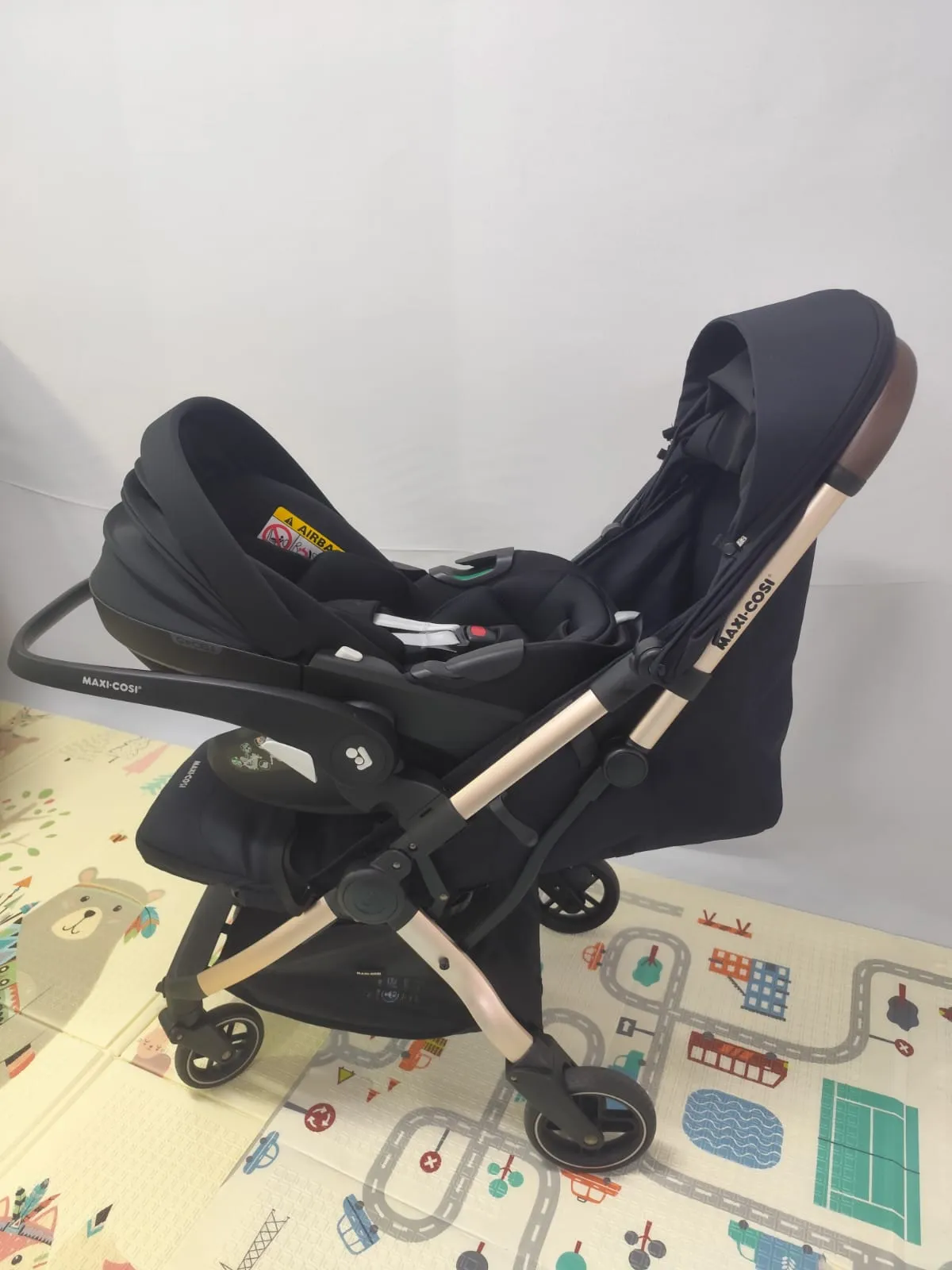 Travel System Carrinho Eva + Bebê conforto Pebble + adaptador Maxi Cosi