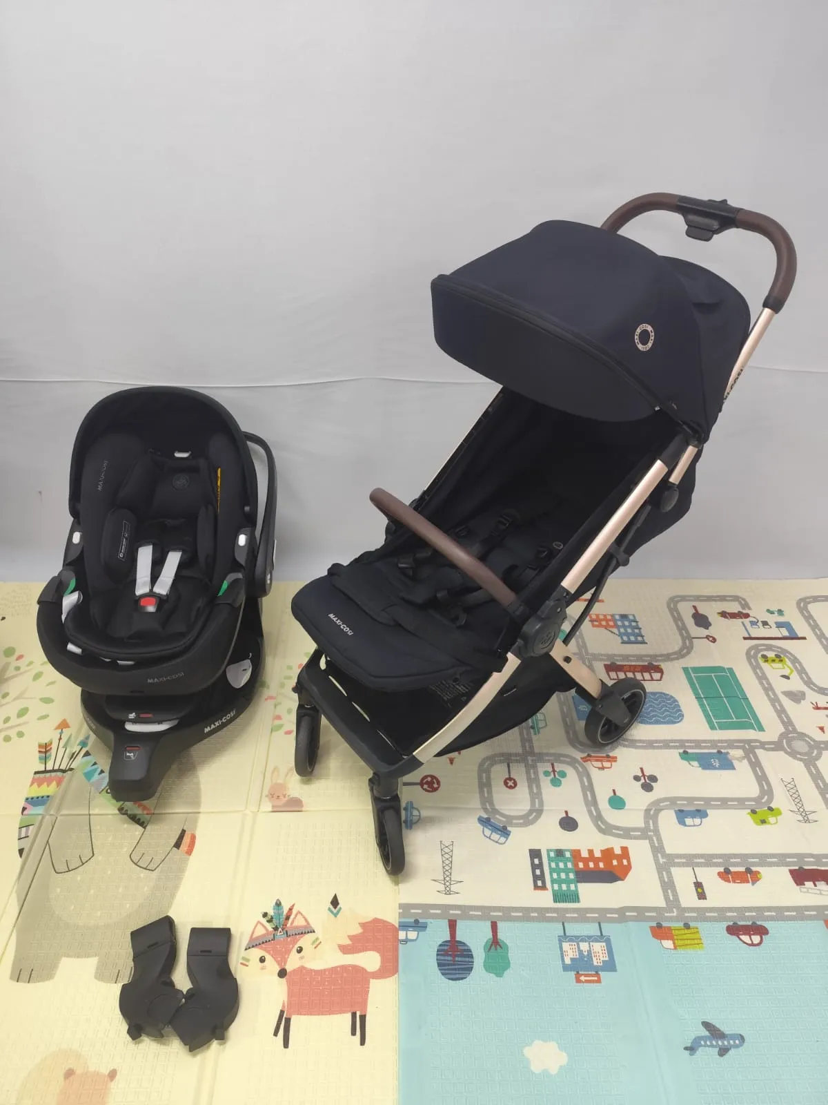 Travel System Carrinho Eva + Bebê conforto Pebble + adaptador Maxi Cosi